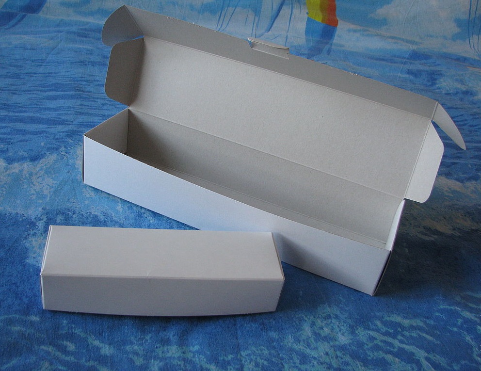 коробки из макулатурого картона